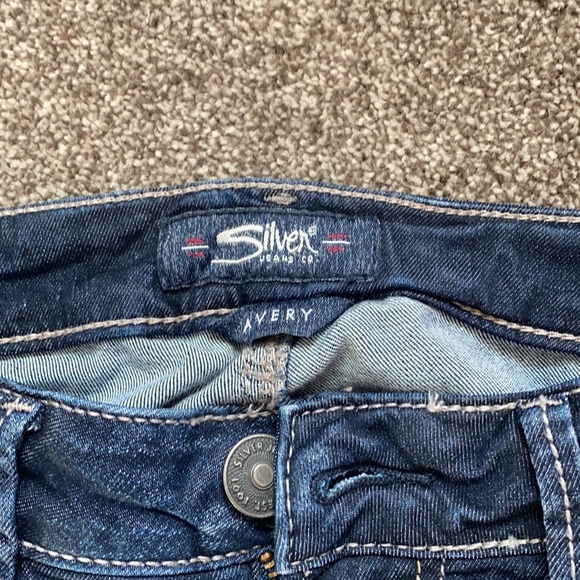 Silver Jeans - Picture 2 of 3